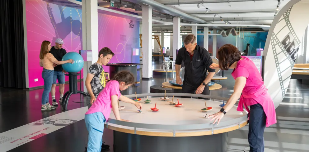 Experimentieren und Forschen im Dynamikum Pirmasens