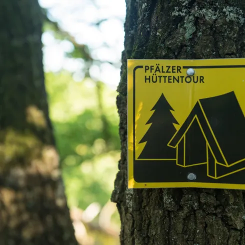 Wegemarkierung Pfälzer Hüttentour